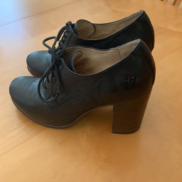 Frye Carson Heel  Oxford 8.5 - Picture 3 of 14